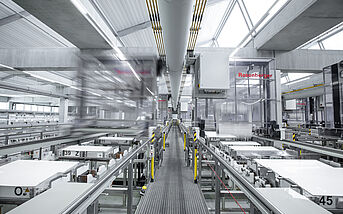 Automatic electroplating plants at Rosenberger